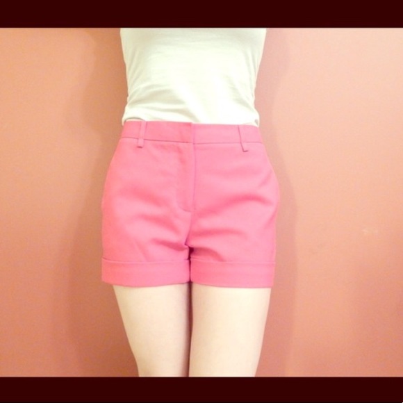 Red shorts - Picture 5 of 5